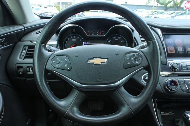 Used 2016 Chevrolet Impala LTZ w/ Enhanced Convenience Package FWD image 24