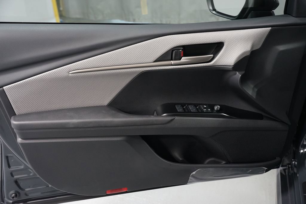 New 2026 Toyota Camry SE image 31