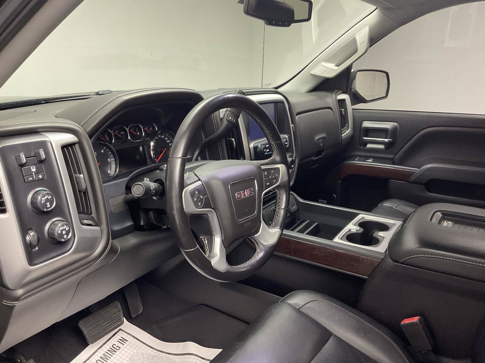 Used 2018 GMC Sierra 1500 SLT w/ SLT Premium Package AWD/4WD image 11