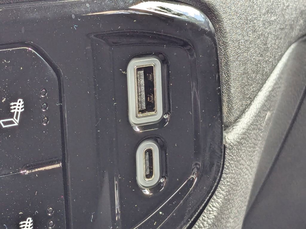 New 2025 Chevrolet Silverado 1500 RST w/ LPO, Dark Essentials Package image 25