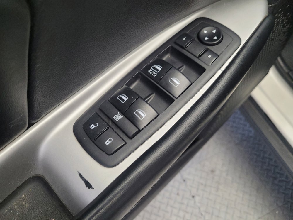 Used 2018 Dodge Journey SXT w/ Blacktop Package AWD/4WD image 27