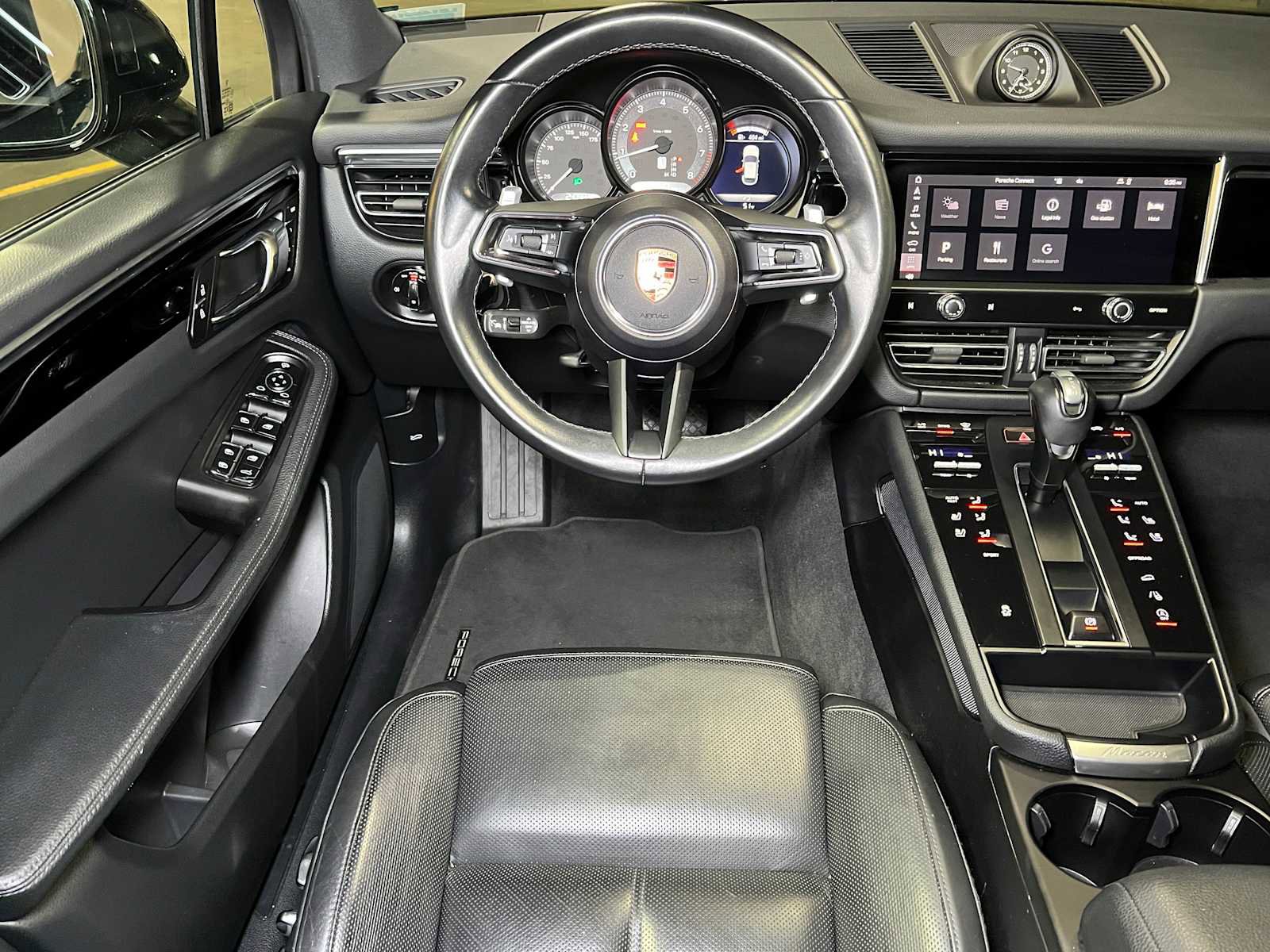 Used 2024 Porsche Macan image 41