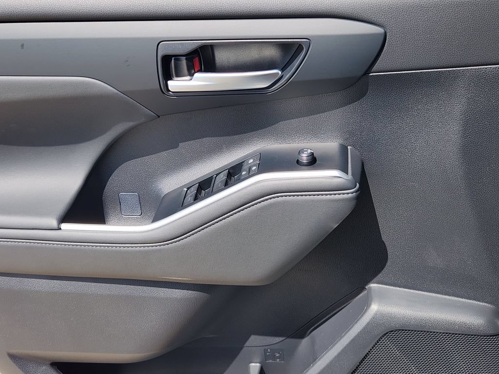 New 2026 Toyota Highlander XSE AWD/4WD image 17