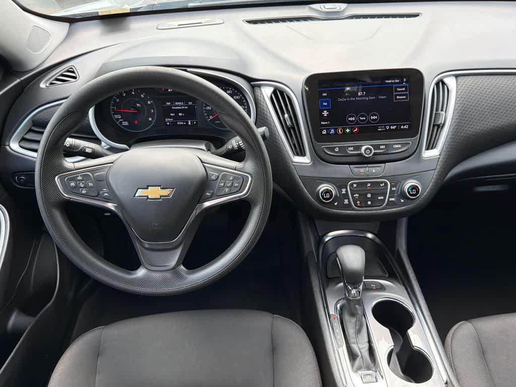 Used 2024 Chevrolet Malibu LT FWD image 19