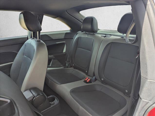 Used 2015 Volkswagen Beetle 1.8T FWD image 16