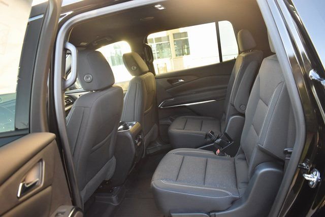 New 2026 Chevrolet Traverse LT w/ Driver Confidence Package image 18