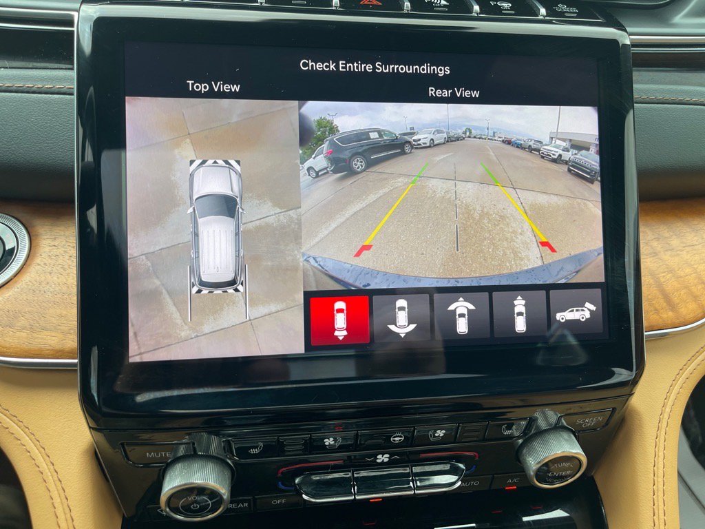 Certified 2023 Jeep Grand Cherokee L Summit AWD/4WD image 31