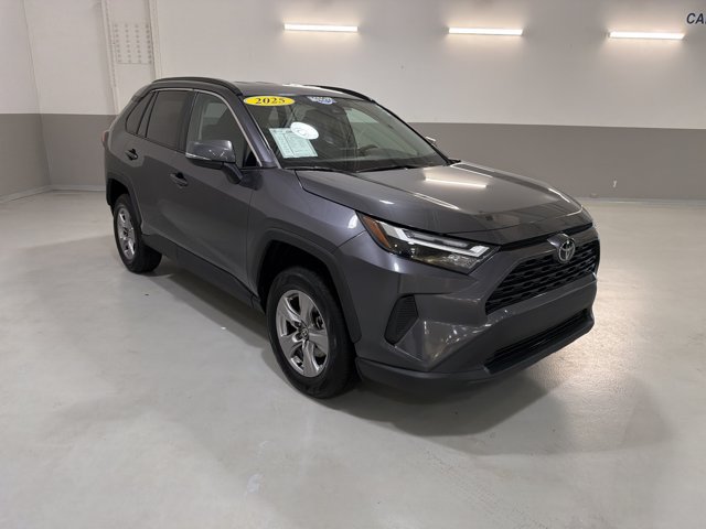 Used 2025 Toyota RAV4 XLE FWD image 4