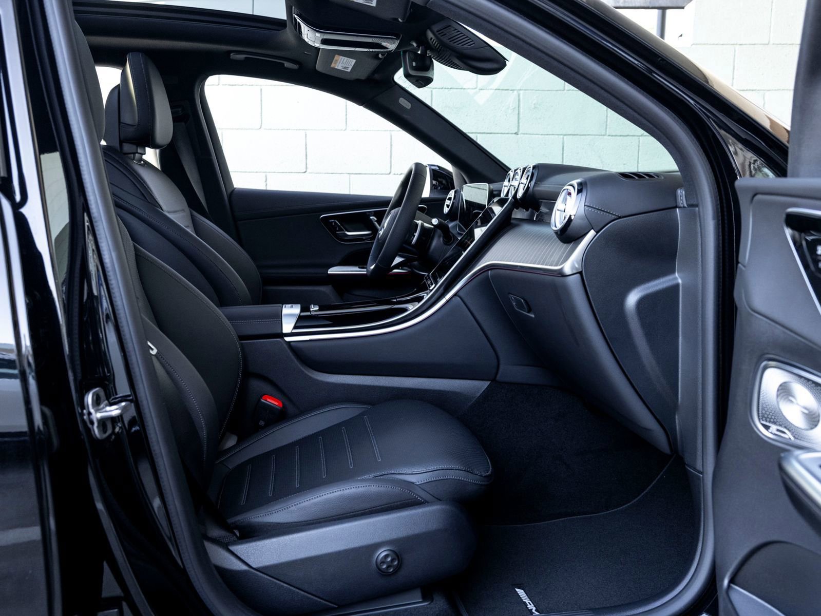 New 2026 Mercedes-Benz GLC 300 image 28