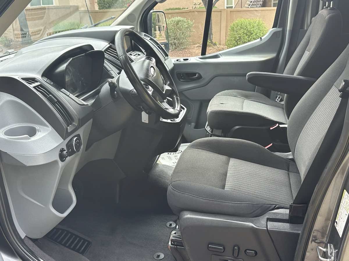 Used 2017 Ford Transit 350 XLT RWD image 13