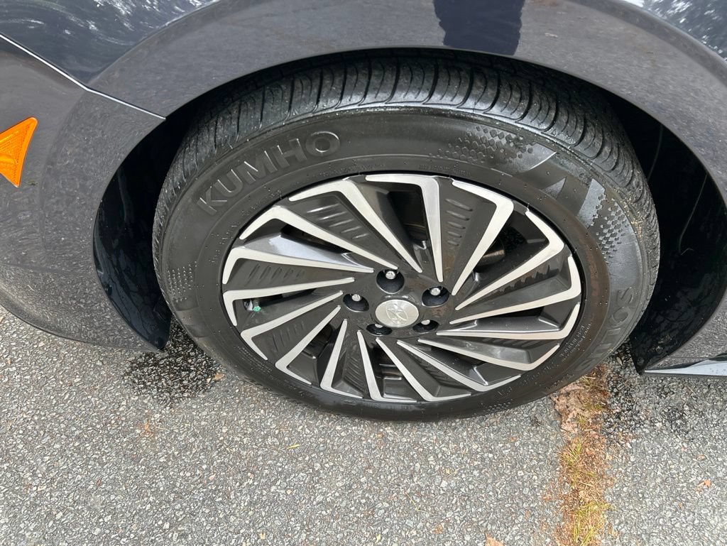 Certified 2023 Hyundai Sonata SEL FWD image 11