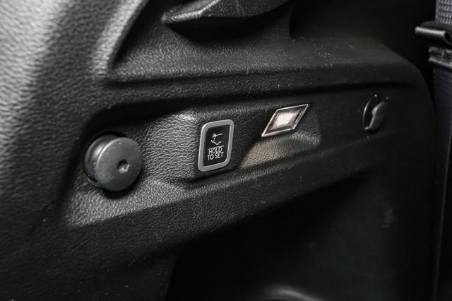 Used 2023 Jeep Grand Cherokee L Laredo AWD/4WD image 11