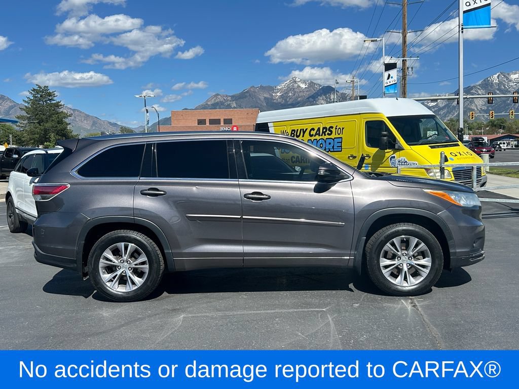 Used 2014 Toyota Highlander XLE AWD/4WD image 2