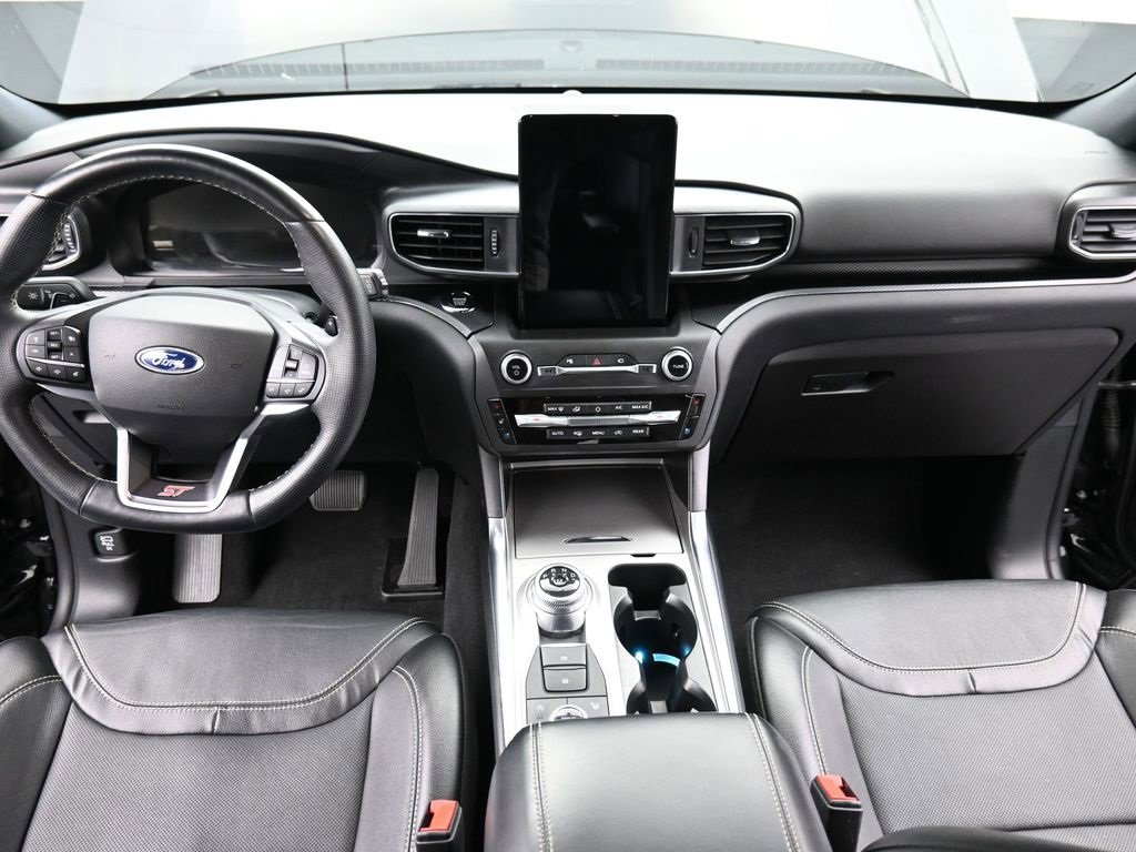 Used 2020 Ford Explorer ST w/ Premium Technology Package image 12