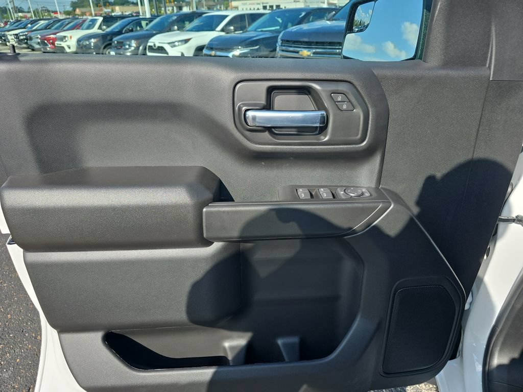 New 2026 Chevrolet Silverado 1500 W/T w/ WT Value Package AWD/4WD image 18