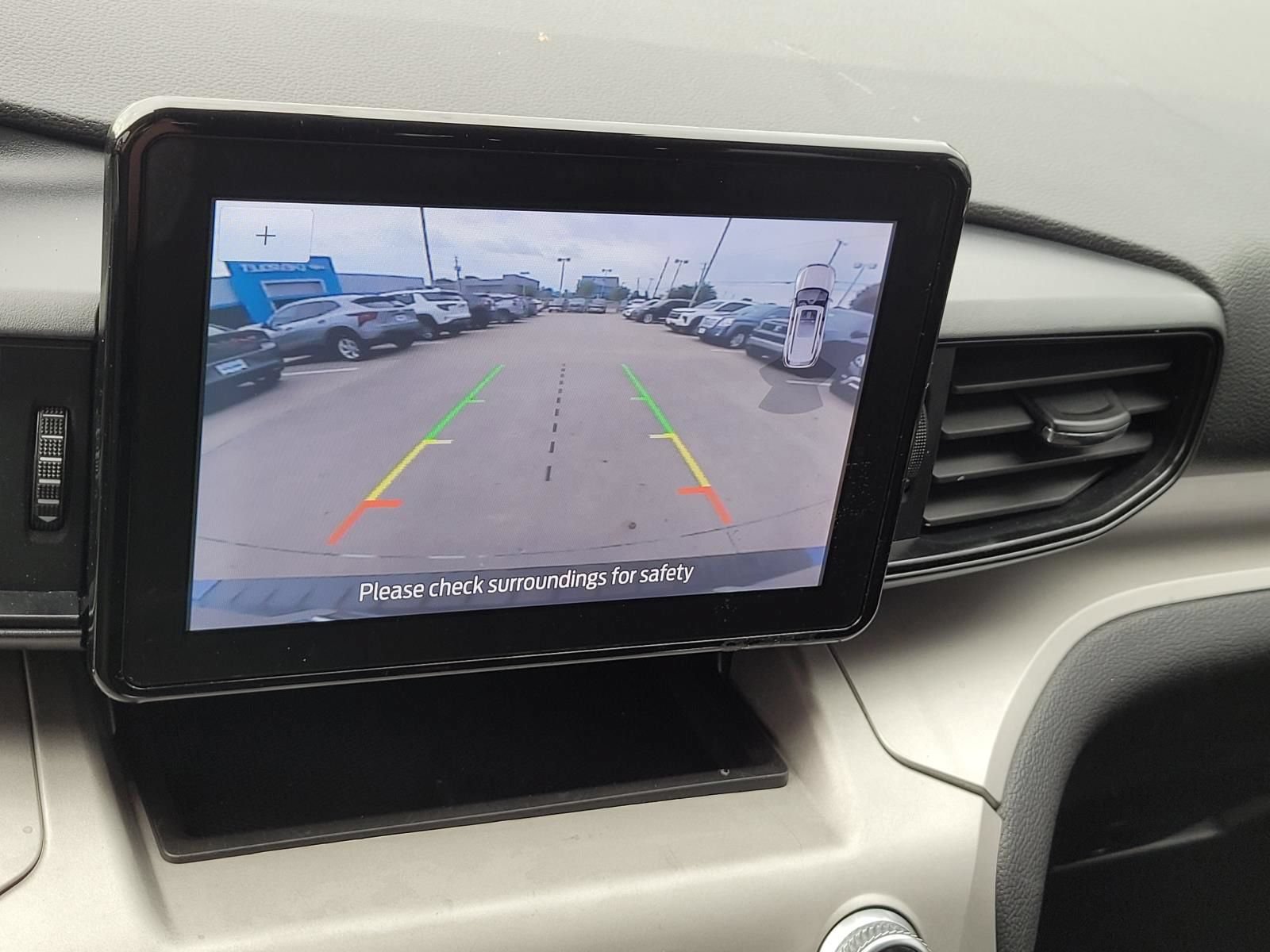 Used 2020 Ford Explorer XLT RWD image 26