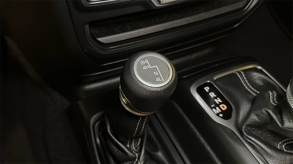 Used 2020 Jeep Gladiator Overland image 33