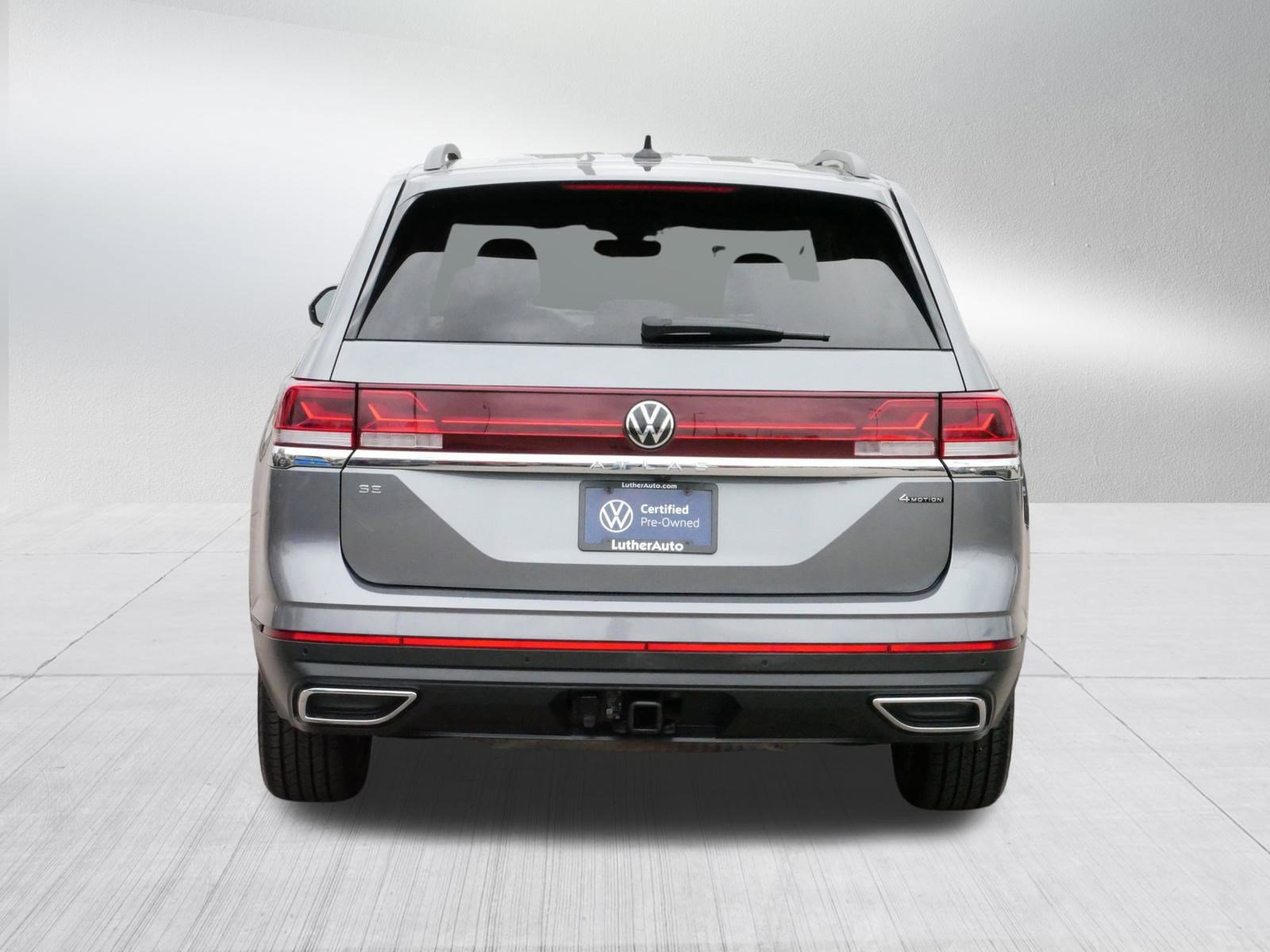 Certified 2024 Volkswagen Atlas SE image 6