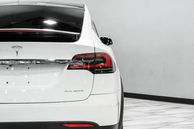 Used 2020 Tesla Model X Long Range AWD/4WD image 55