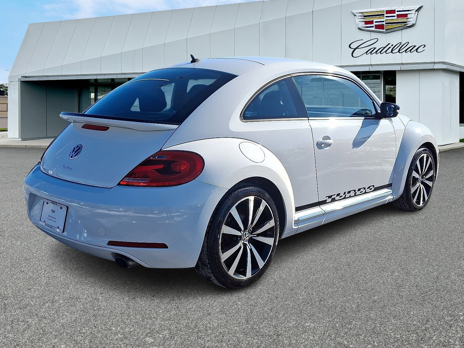 Used 2012 Volkswagen Beetle Turbo image 6