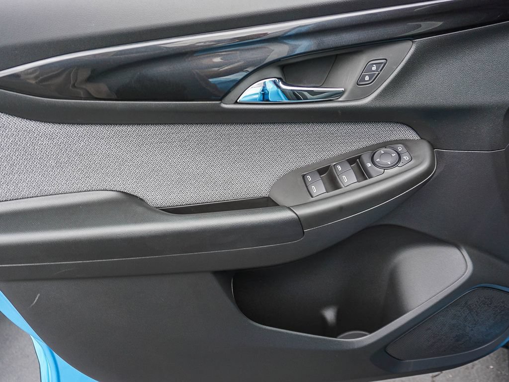 New 2026 Chevrolet TrailBlazer LT w/ LT Cold Weather Package FWD image 18