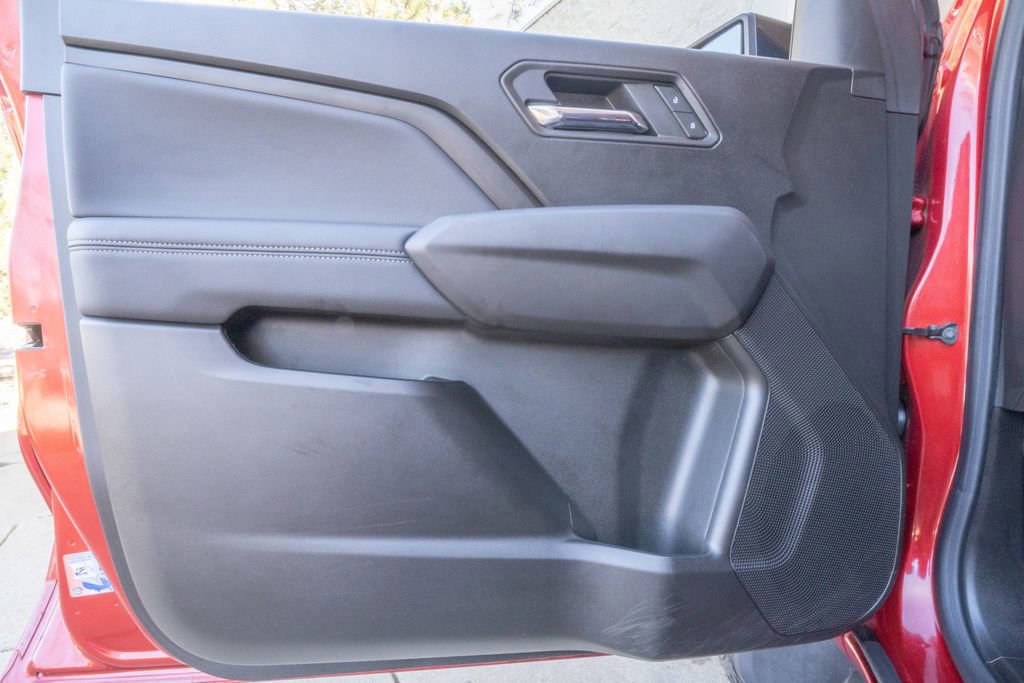 Used 2024 GMC Canyon Elevation w/ Elevation Premium Package image 7