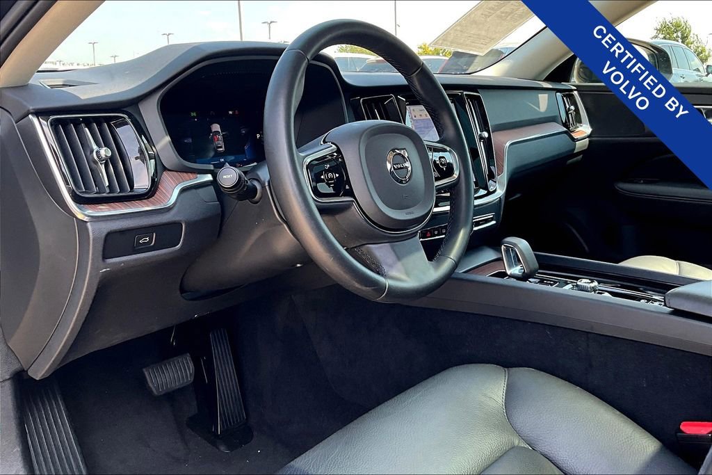 Certified 2024 Volvo V60 B5 Cross Country Plus image 17
