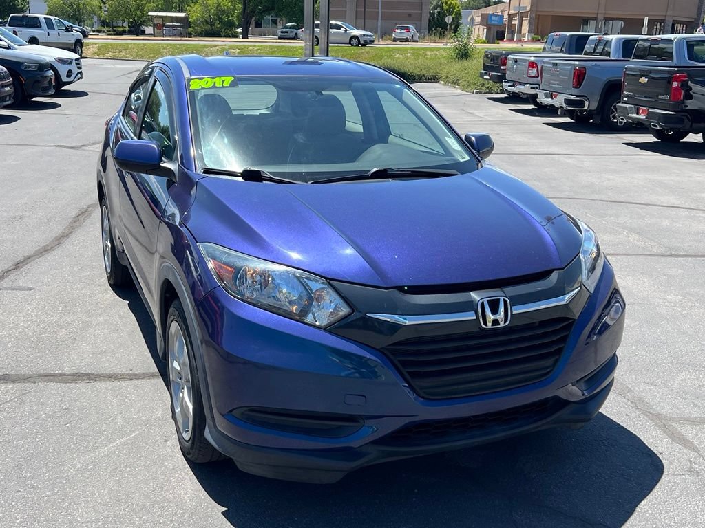 Used 2017 Honda HR-V LX image 5
