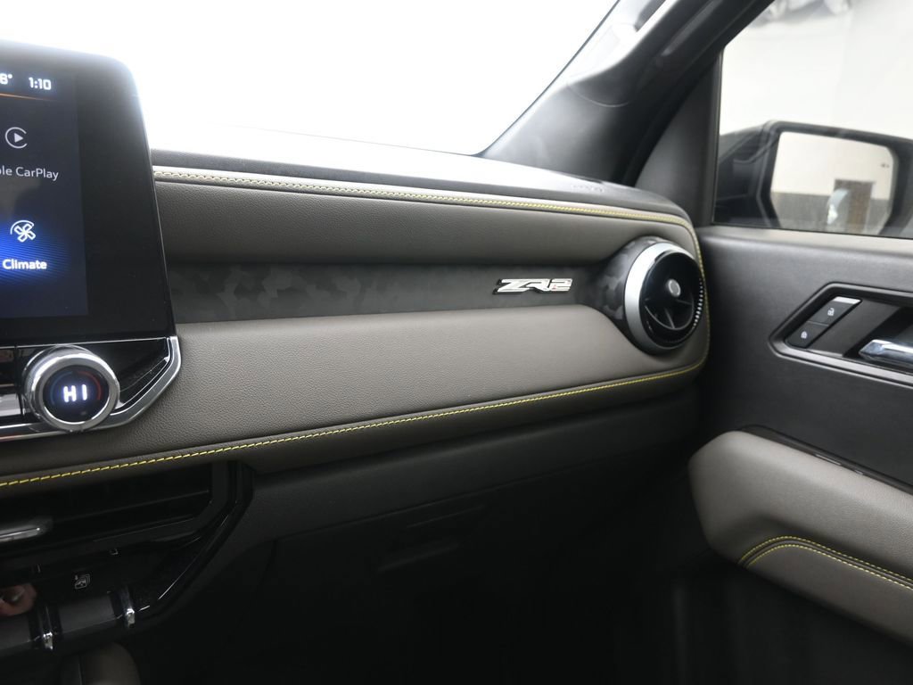 Used 2024 Chevrolet Colorado ZR2 w/ ZR2 Convenience Package III image 29