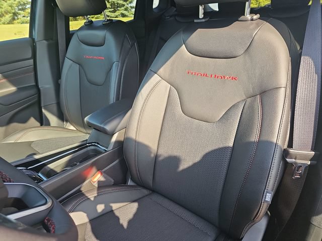 New 2026 Jeep Compass Trailhawk AWD/4WD image 38
