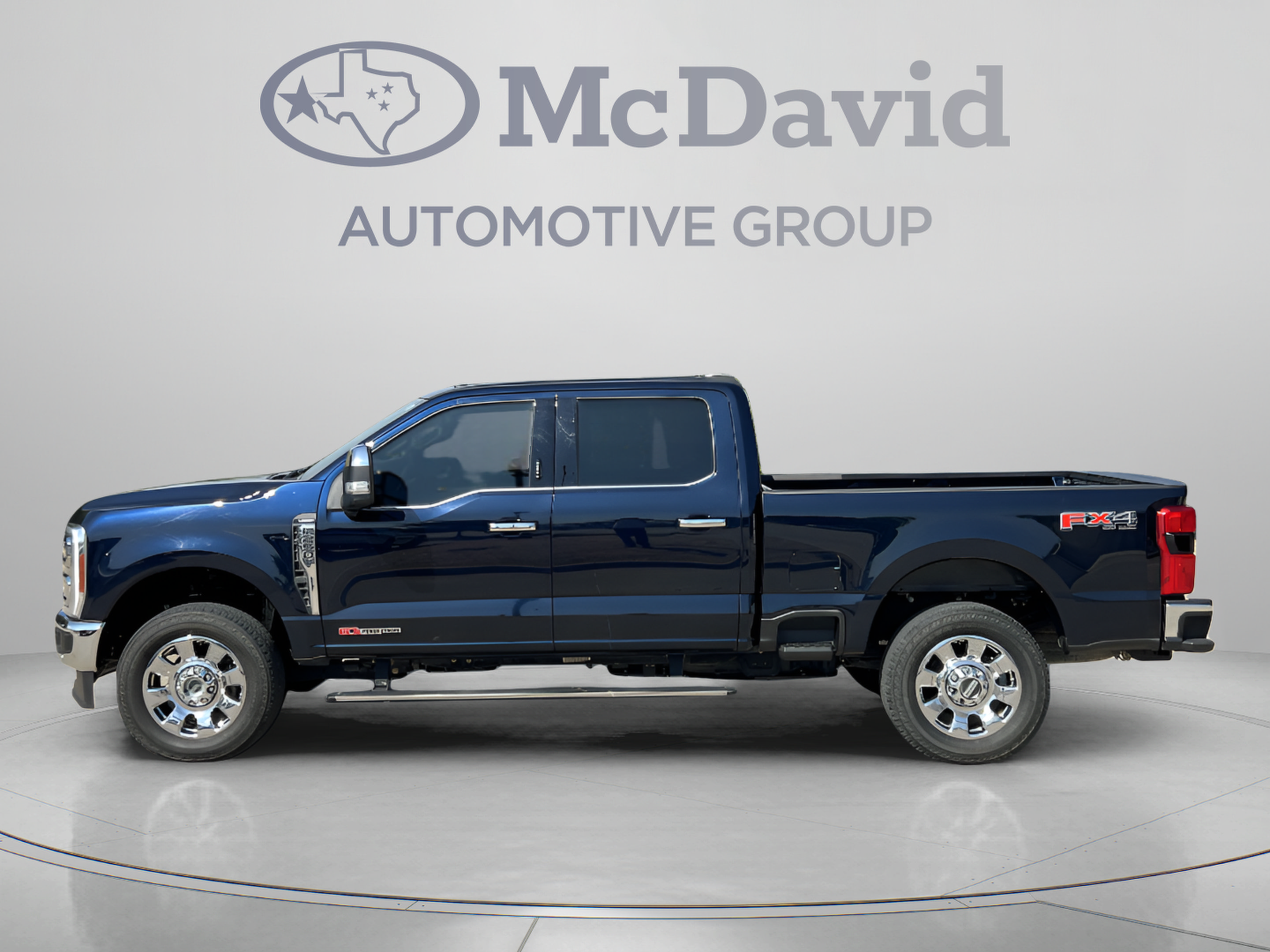 Used 2023 Ford F250 Lariat w/ Lariat Ultimate Package AWD/4WD image 4