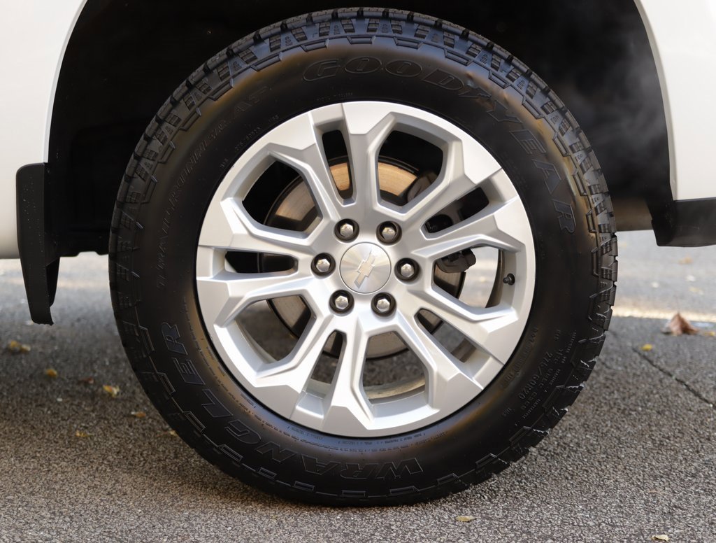 Used 2022 Chevrolet Silverado 1500 LTZ image 39