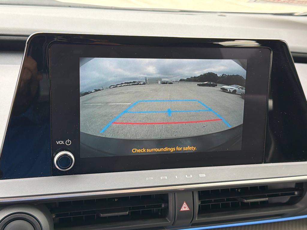 Used 2024 Toyota Prius XLE AWD/4WD image 29