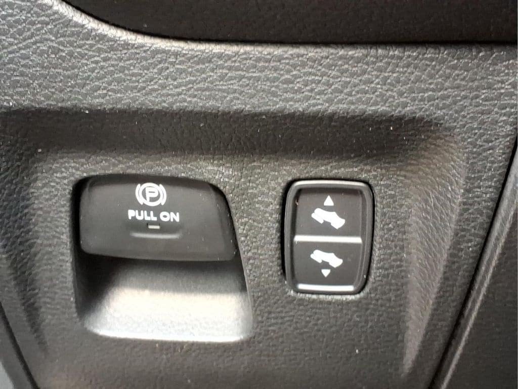 Used 2023 RAM 1500 Laramie AWD/4WD image 20