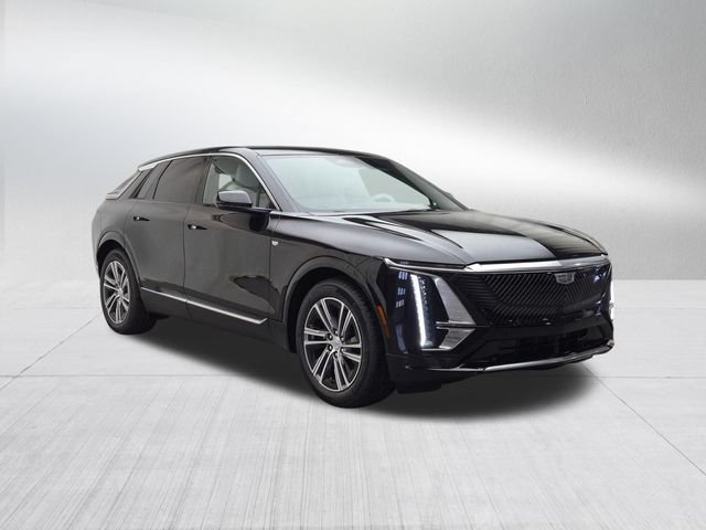 New 2026 Cadillac Lyriq Luxury w/ LPO, Floor Liner Package AWD/4WD image 3