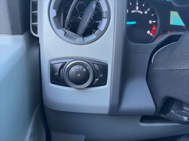 Used 2024 Ford E-450 and Econoline 450 Super Duty w/ Power Windows & Locks Group image 27