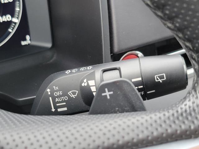 Used 2024 Mitsubishi Outlander 4WD Plug-In Hybrid image 16