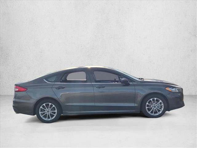 Used 2020 Ford Fusion SE FWD image 4