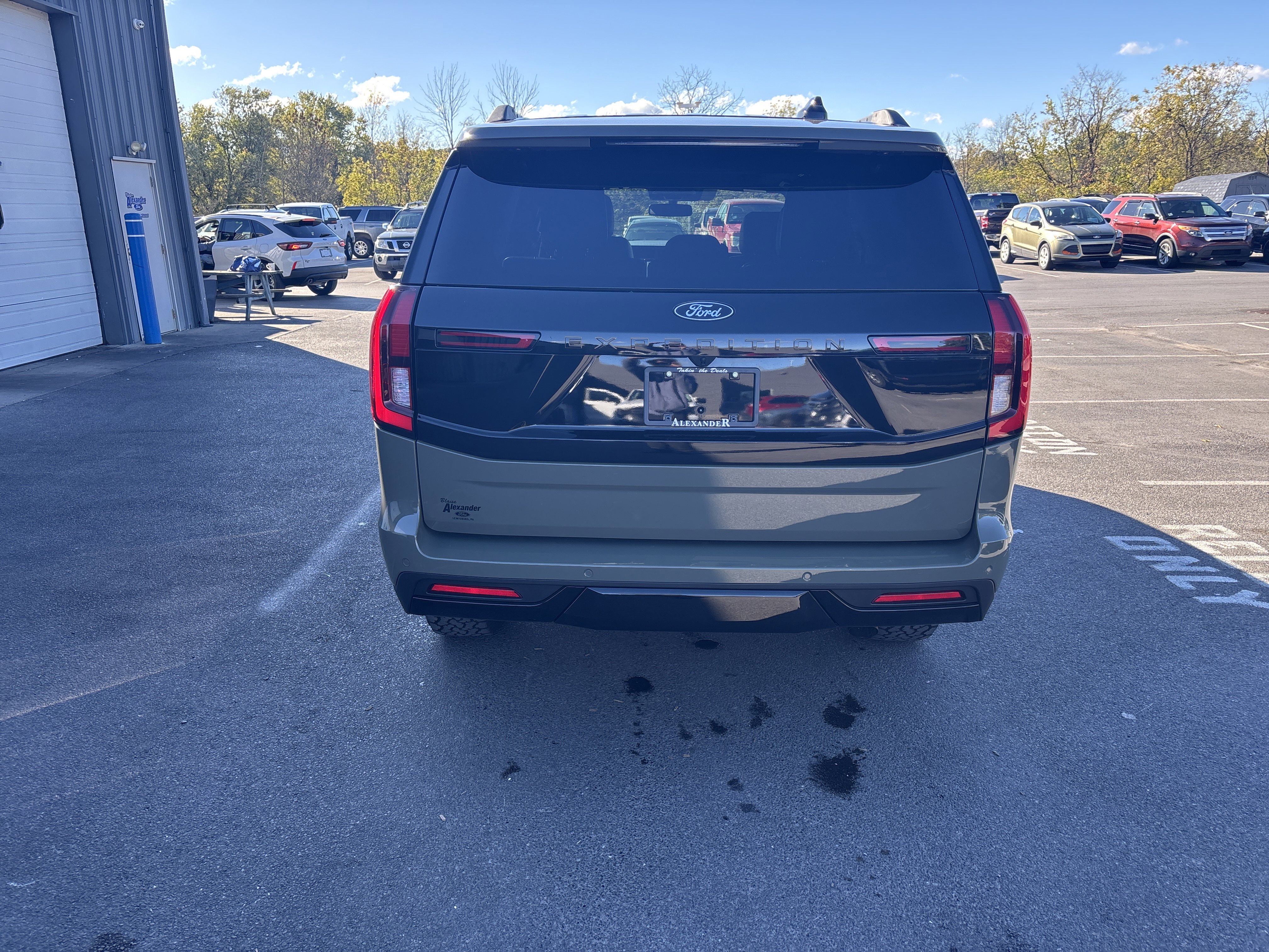 New 2025 Ford Expedition Tremor image 4