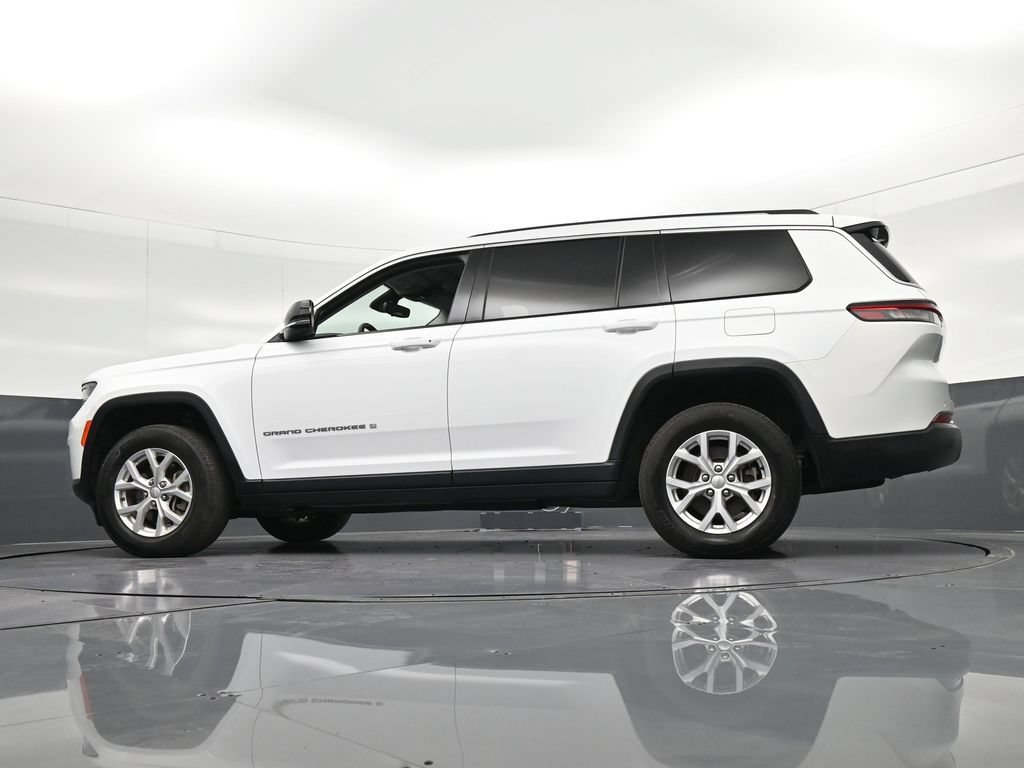 Used 2023 Jeep Grand Cherokee L Limited AWD/4WD image 29
