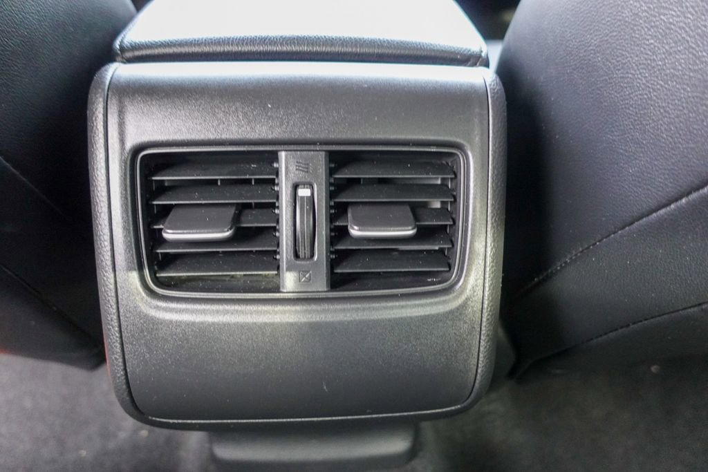 Used 2020 Honda Accord Touring image 27