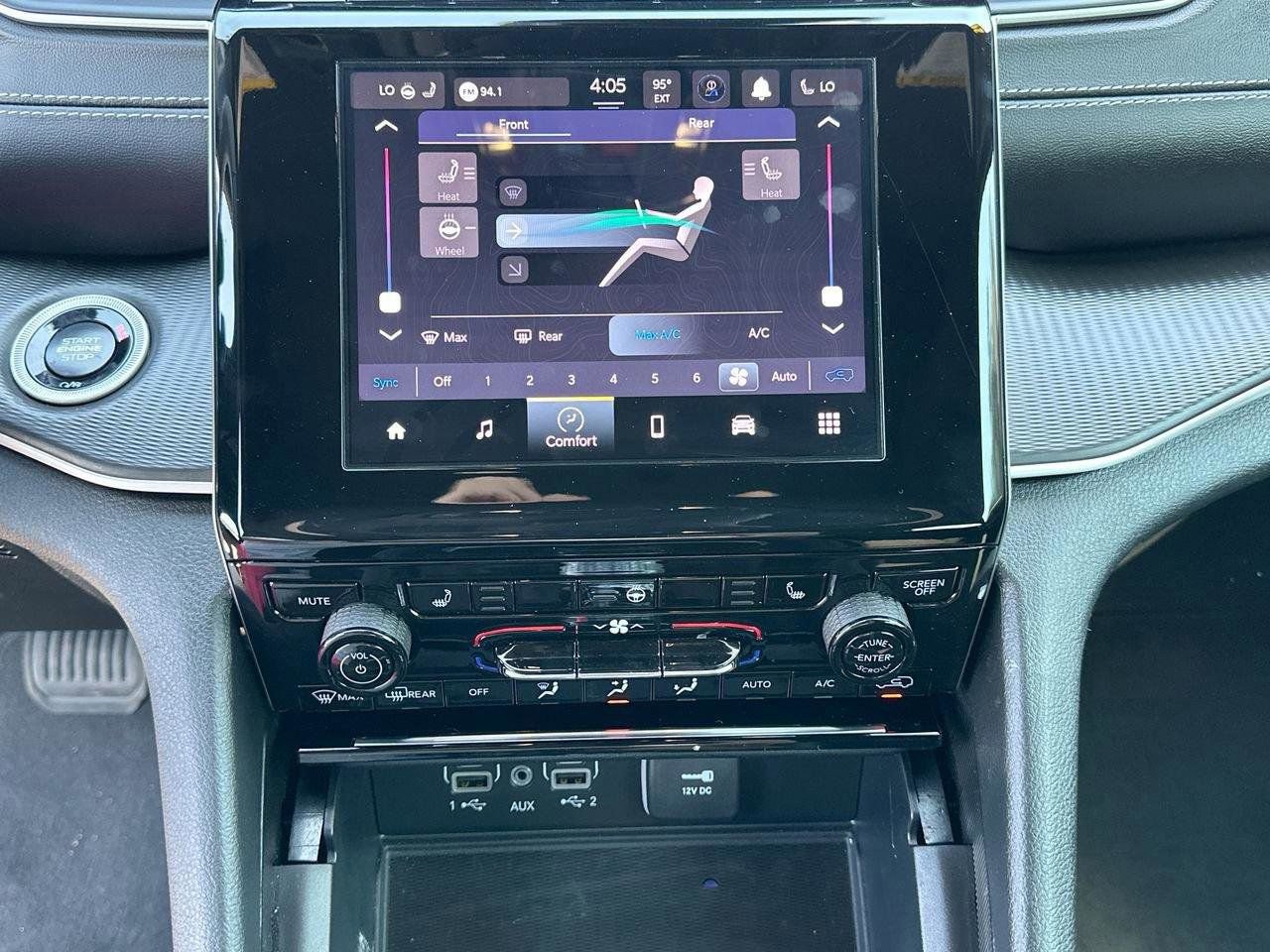 Used 2024 Jeep Grand Cherokee L Altitude RWD image 22