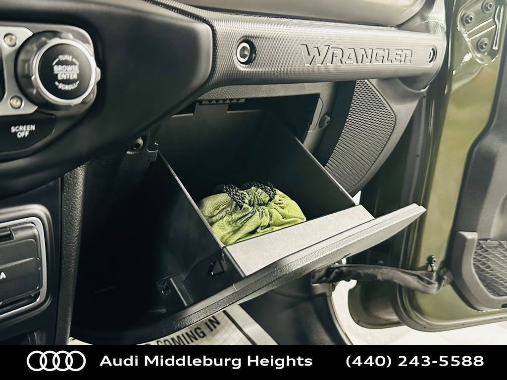 Used 2021 Jeep Wrangler Willys image 24