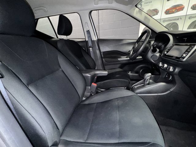 Used 2023 Nissan Kicks S FWD image 7