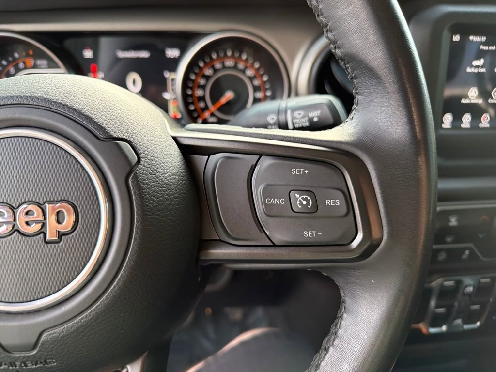 Used 2022 Jeep Gladiator Willys image 22