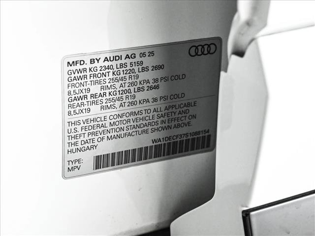 Certified 2025 Audi Q3 2.0T Premium w/ Convenience Package image 26