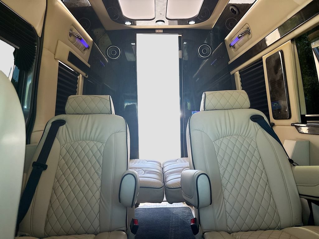 Used 2022 Mercedes-Benz Sprinter 2500 image 30