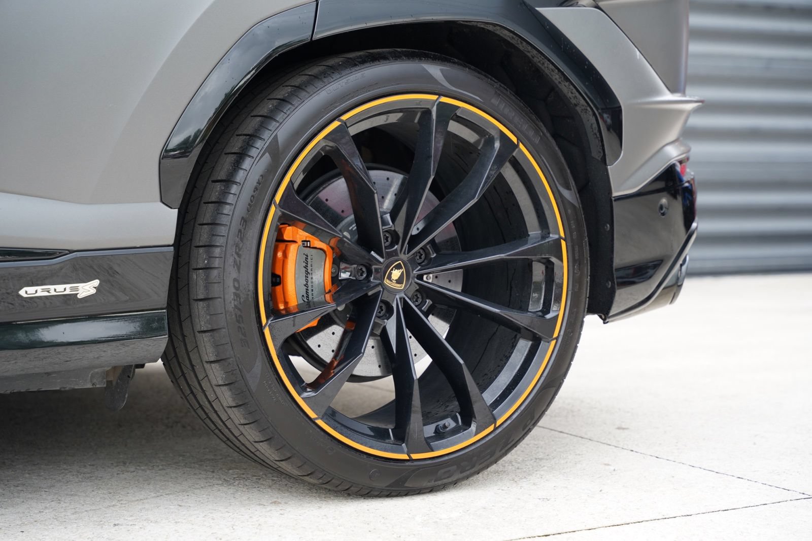 Used 2023 Lamborghini Urus S AWD/4WD image 11