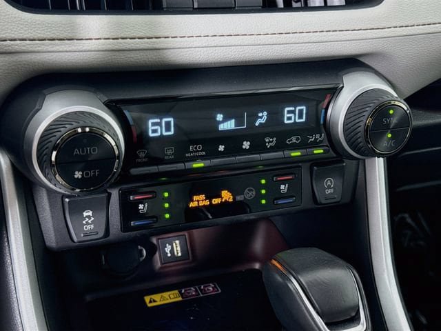 Certified 2025 Toyota RAV4 Limited w/ Advanced Technology Package FWD image 17