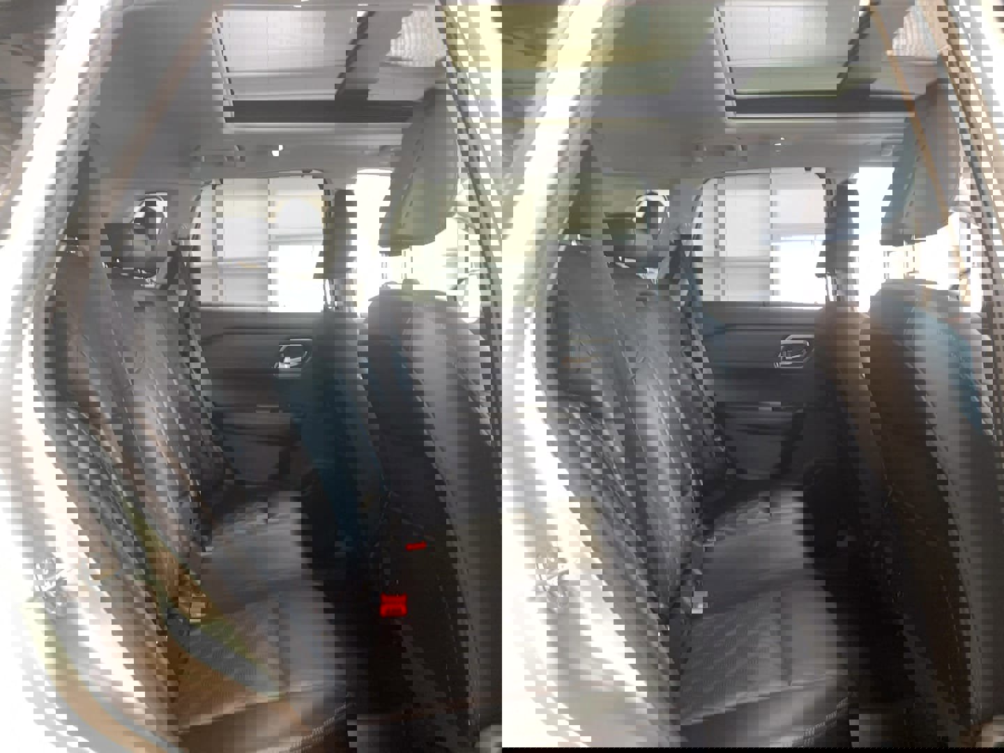 Used 2022 Nissan Rogue Platinum w/ Head-Up Display Package image 26